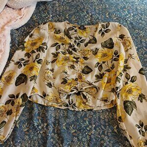 Rue 21 Yellow and Green Floral Crop Top Long Sleeve Size Medium